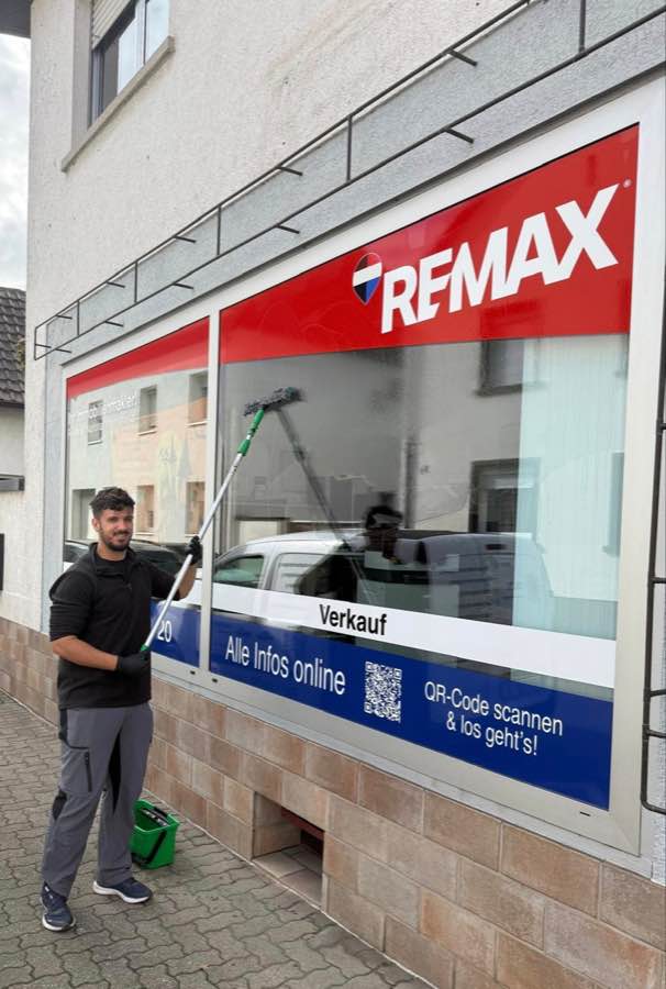 Fensterreinigung bei RE/MAX Schifferstadt
